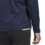 KC1122_7_APPAREL_On-Model_Detail-View-2_transparent.png