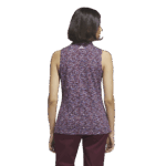 KG4389_4_APPAREL_On-Model_Back-View_transparent.png
