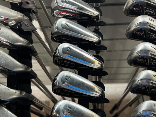 Cobra King F9 Speedback Rautasetti 5-Pw + Sw Stiff