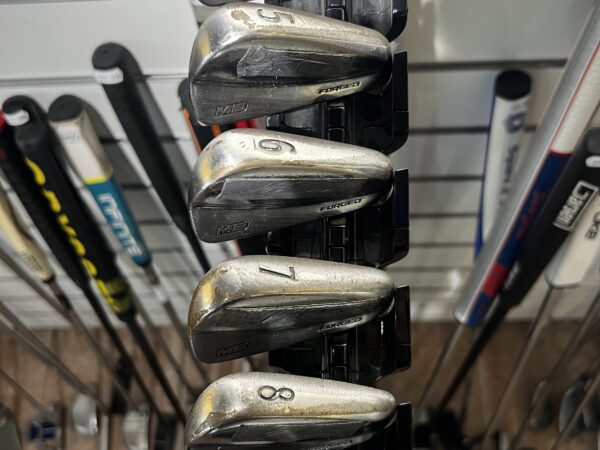 Titleist 716 MB Forged 4-9 X-Stiff