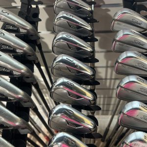 Titleist T200 Rautasetti Pw-4