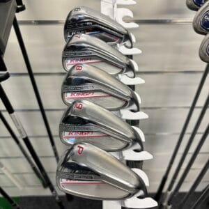 Cobra King F7, 6-P  Naisten rautasetti