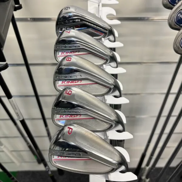 Cobra King F7, 6-P  Naisten rautasetti