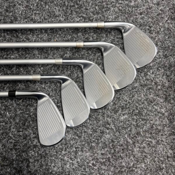 Cobra King F7, 6-P  Naisten rautasetti - Image 3