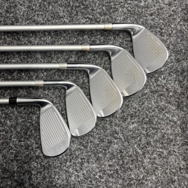 Cobra King F7, 6-P  Naisten rautasetti - Image 3