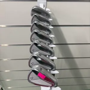 TaylorMade P7MC, 4-P Rautasetti