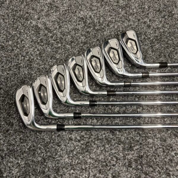 Titleist AP3, 4-P Rautasetti, Left - Image 2