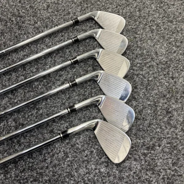 Wilson C300 Forged, 5-PW Rautasetti - Image 4