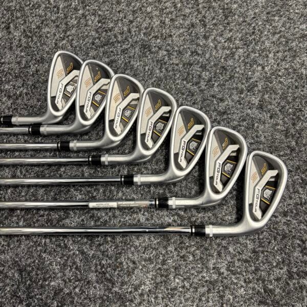 Wilson FG Tour F5, 4-P Rautasetti - Image 4
