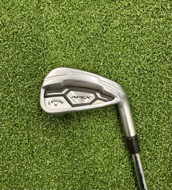 Callaway Apex Rautasetti 4-PW RH Stiff