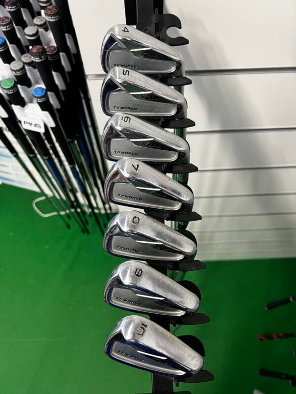 Honma TW 747V World raudat 4-Pw