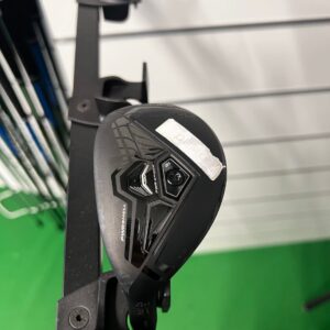 Cobra DarkSpeed Hybrid 4H / 21°