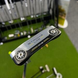 Odyssey Stroke Lab One 35”