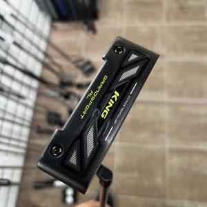 Cobra Grandsport ArmLock Putteri